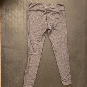 Athleta medium rise Chaturanga 7/8 leggings